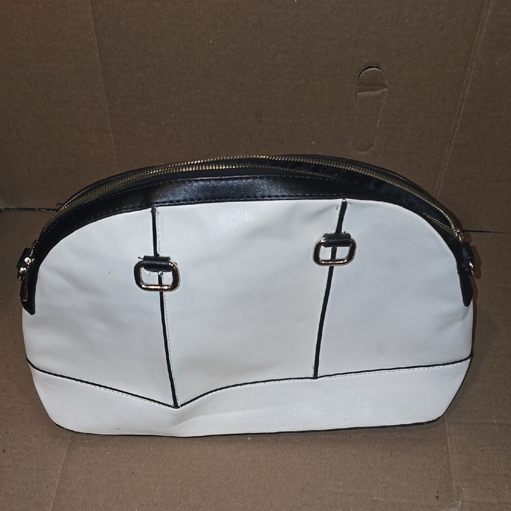 Zara Basic Collection Chic White And Black Handbag - image 1